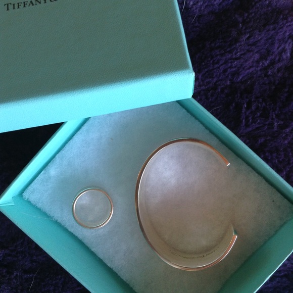 Tiffany & Co. Bangle Cuff & Matching Ring💠 💠💠 - Picture 3 of 7